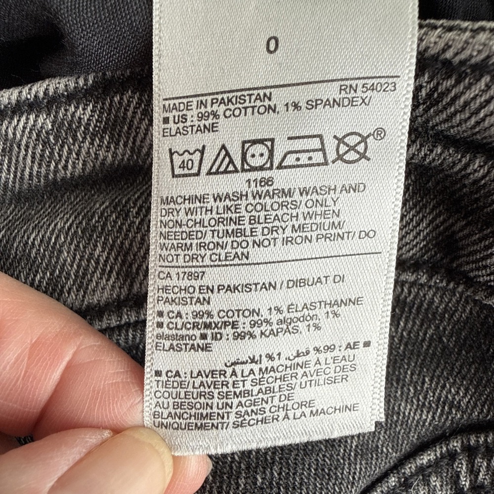 OLD NAVY LADIES BLACK HIGH RISE O.G. STRAIGHT JEANS SIZE 0, SECRET SLIM POCKETS - Picture 7 of 8